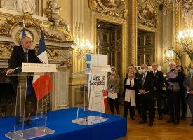 Les désinformateurs, Société à Responsabilité très, très Limitée  – 1er volet